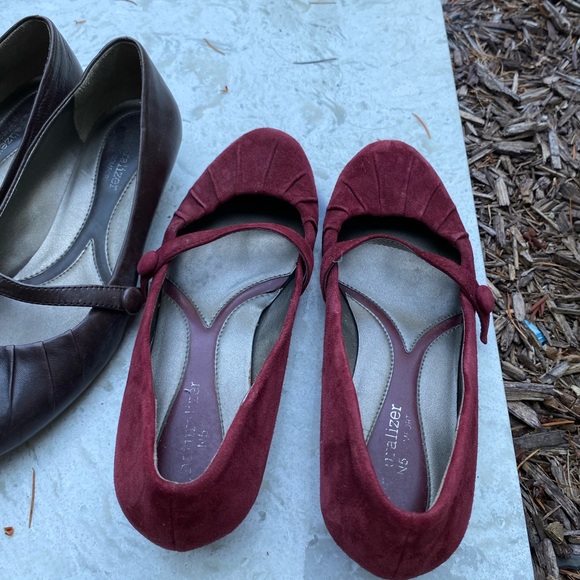 Suede Shoes - Picture 2 of 5